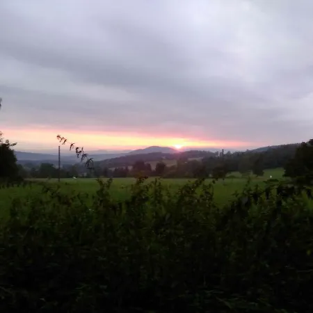 Novohradske Hory - Pronajem Na Samote U Lesa * Benešov nad Černou